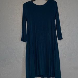 Small long sleeve tunic dress with pockets.